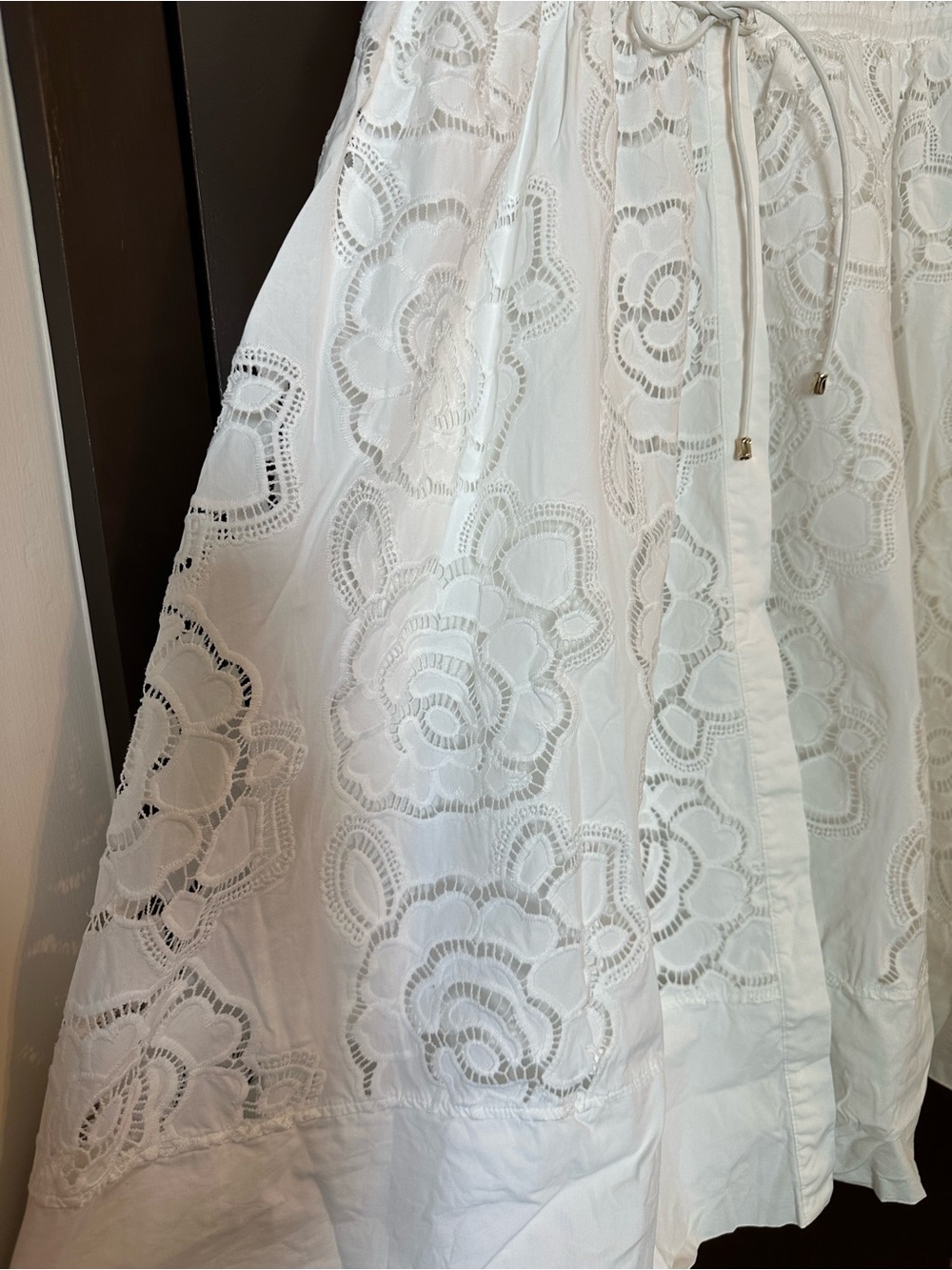 En Saison White Floral Eyelet Collar Tie-Waist Dress - Picture 2 of 10
